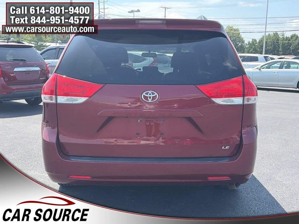 Used 2012 Toyota Sienna LE w/ Towing Pkg FWD image 6