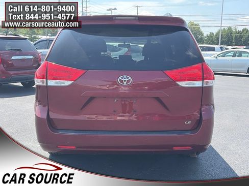 Used 2012 Toyota Sienna LE w/ Towing Pkg FWD image 6