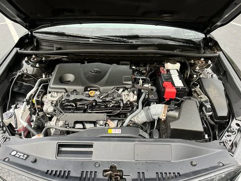 Used 2023 Toyota Camry XLE image 21