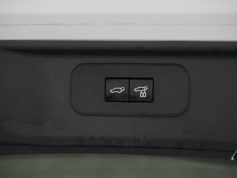 Used 2024 Toyota Grand Highlander Limited image 36