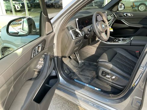 New 2026 BMW X5 xDrive50e w/ M Sport Package image 31