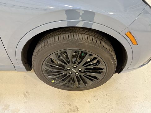 New 2026 Lincoln Corsair Reserve w/ Jet Appearance Package image 30