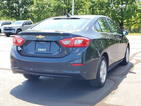 Used 2016 Chevrolet Cruze LT w/ LT Convenience Package FWD image 3