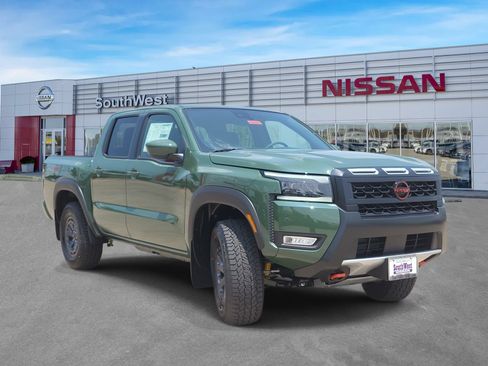 New 2026 Nissan Frontier PRO-4X AWD/4WD image 3