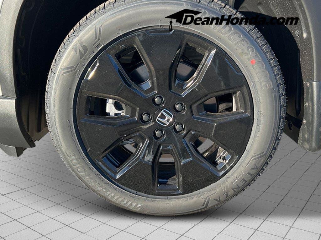 New 2026 Honda Pilot Black Edition image 9