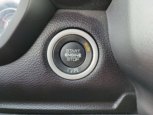 Used 2024 RAM 2500 Big Horn AWD/4WD image 26
