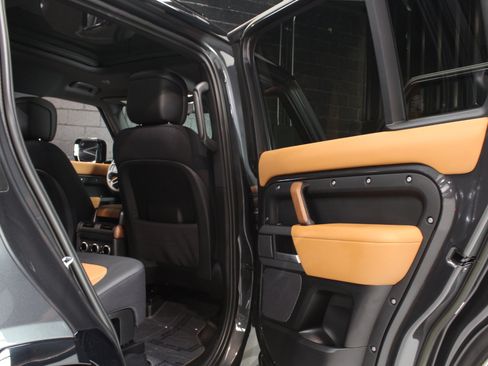 Used 2023 Land Rover Defender 110 X AWD/4WD image 48