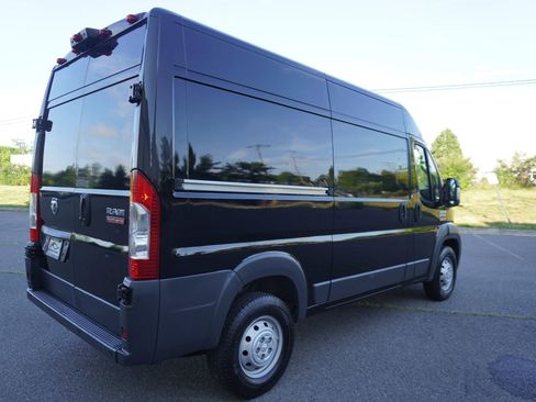 Used 2018 RAM ProMaster 2500 w/ Interior Convenience Group FWD image 7