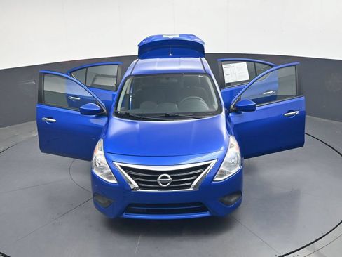 Used 2015 Nissan Versa SV FWD image 48