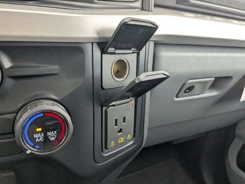 Used 2024 Ford F250 XLT AWD/4WD image 33