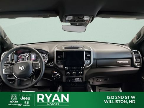 Used 2025 RAM 1500 Big Horn AWD/4WD image 9