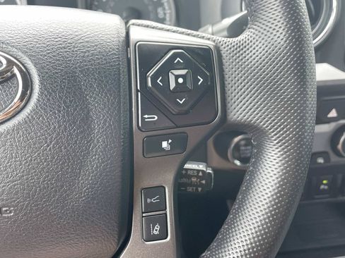 Used 2023 Toyota Tacoma TRD Sport w/ Technology Package AWD/4WD image 36