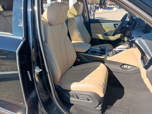 Used 2023 Acura MDX SH-AWD w/ Technology Package image 11