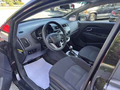 Used 2017 Kia Rio LX w/ Power Package FWD image 7