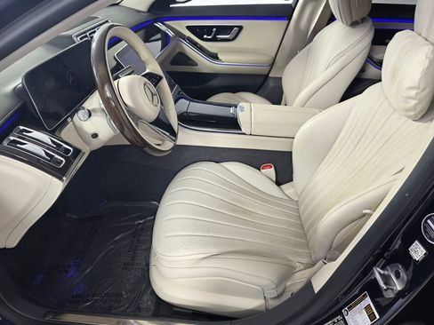 Certified 2023 Mercedes-Benz S 500 4MATIC image 9