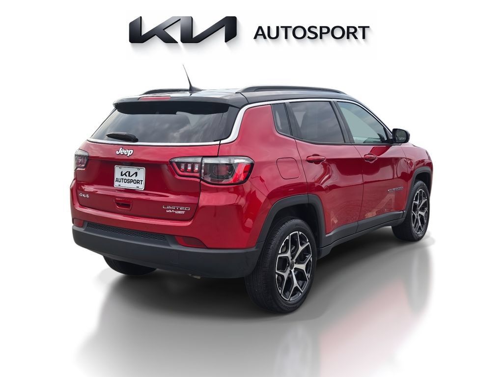 Used 2025 Jeep Compass Limited AWD/4WD image 8
