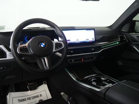 Certified 2025 BMW X5 M60i w/ Climate Comfort Package image 20