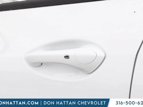 New 2026 Chevrolet Trax LT w/ Driver Confidence Package FWD image 28