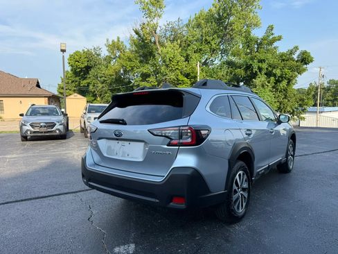 Used 2025 Subaru Outback Premium AWD/4WD image 5
