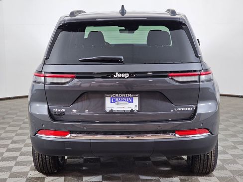 New 2026 Jeep Grand Cherokee Laredo AWD/4WD image 4