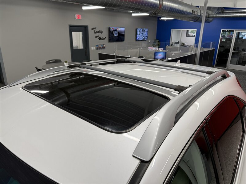 Used 2010 Lexus RX 350 2WD w/ Premium Pkg image 4