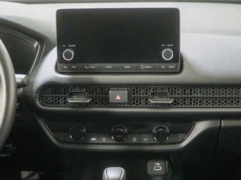 Used 2023 Honda HR-V LX image 23