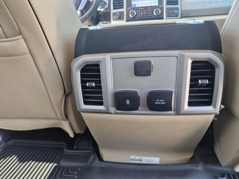Used 2019 Ford F250 Lariat w/ Lariat Ultimate Package AWD/4WD image 26