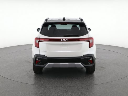 Used 2025 Kia Seltos S FWD image 7