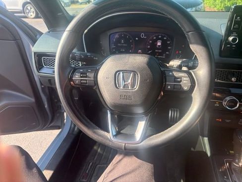 Used 2022 Honda Civic Sport Touring image 12