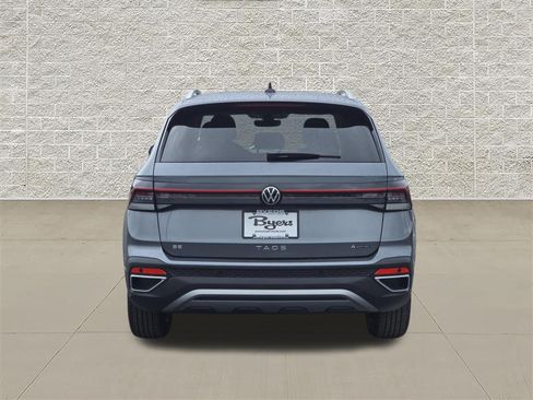 New 2026 Volkswagen Taos SE AWD/4WD image 6