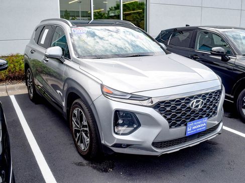 Used 2020 Hyundai Santa Fe Limited AWD/4WD image 4