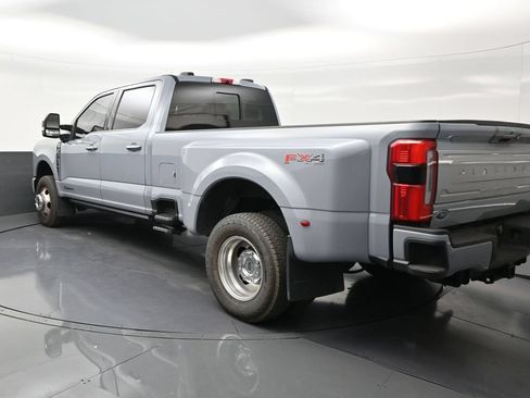 Used 2024 Ford F350 Platinum AWD/4WD image 3