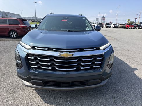 Used 2025 Chevrolet Equinox LT w/ Convenience Package II AWD/4WD image 11