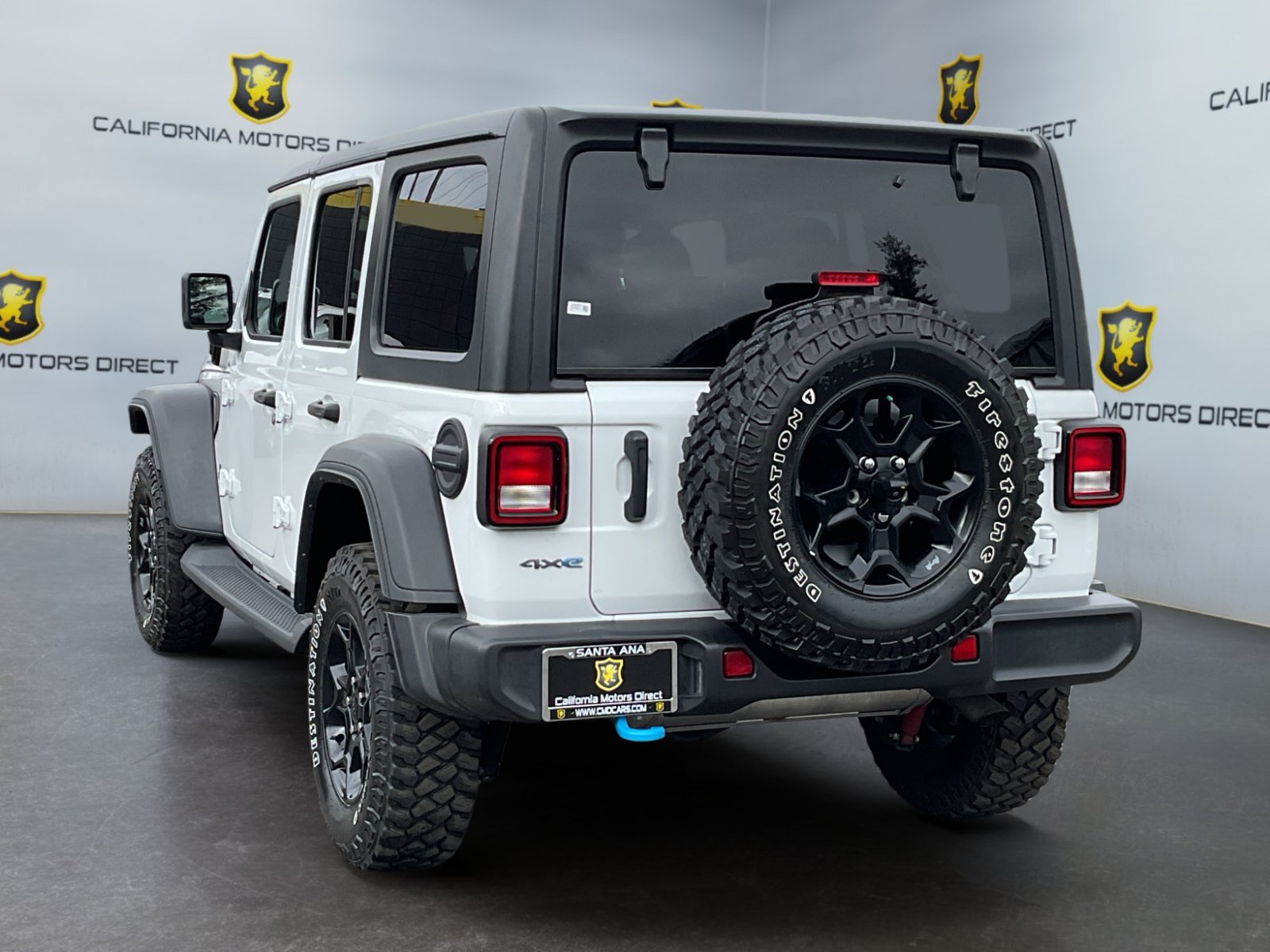 Used 2023 Jeep Wrangler Unlimited w/ Convenience Group AWD/4WD image 7
