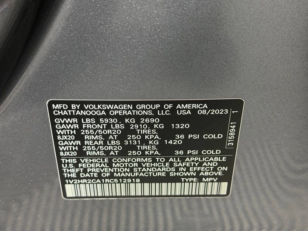Used 2024 Volkswagen Atlas SE AWD/4WD image 23