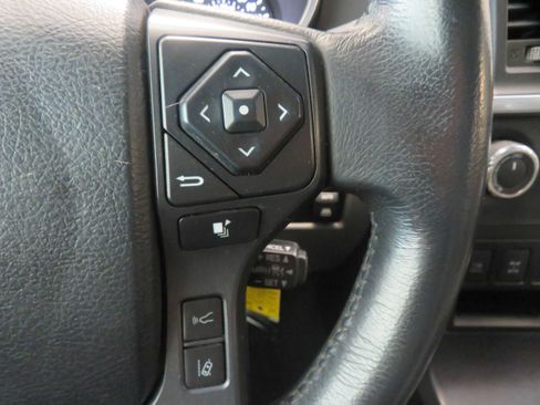 Used 2019 Toyota Sequoia SR5 image 36