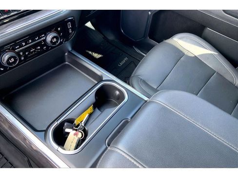 Used 2024 Chevrolet Silverado 3500 LTZ w/ LTZ Convenience Package AWD/4WD image 19
