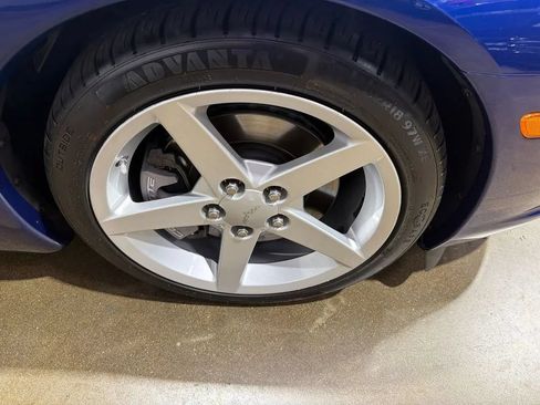Used 2006 Chevrolet Corvette Coupe RWD image 93