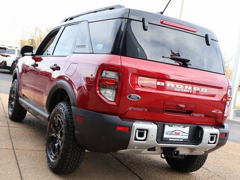 Used 2025 Ford Bronco Sport Badlands w/ Sasquatch Badlands Package image 4