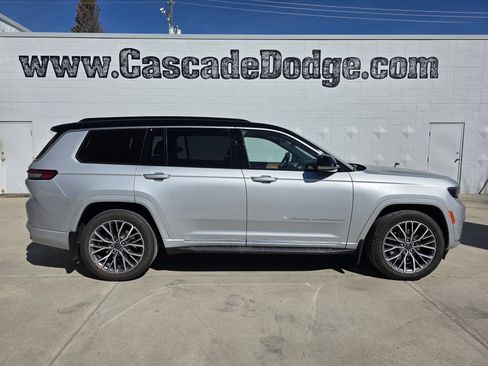 Used 2024 Jeep Grand Cherokee L Summit image 1