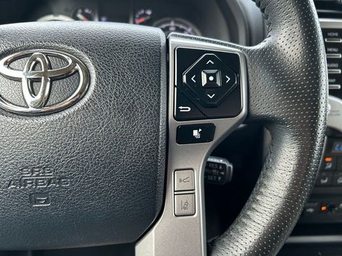 Used 2020 Toyota 4Runner Limited image 19
