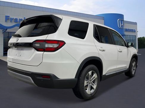 New 2025 Honda Pilot EX-L image 7