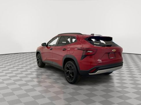 New 2026 Chevrolet Trax LT w/ Driver Confidence Package FWD image 11
