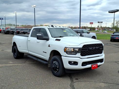Used 2024 RAM 3500 Big Horn w/ Night Edition AWD/4WD image 8