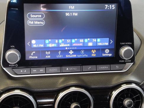 Used 2022 Nissan Sentra SV FWD image 25