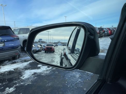 Used 2023 Toyota Tacoma SR5 image 33