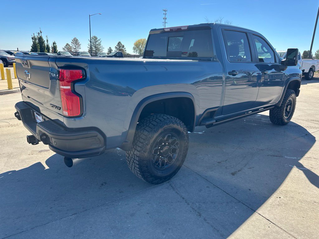 Certified 2024 Chevrolet Silverado 2500 ZR2 w/ ZR2 Bison Edition AWD/4WD image 36
