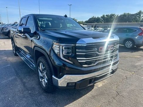 Used 2024 GMC Sierra 1500 SLT w/ SLT Premium Plus Package AWD/4WD image 2