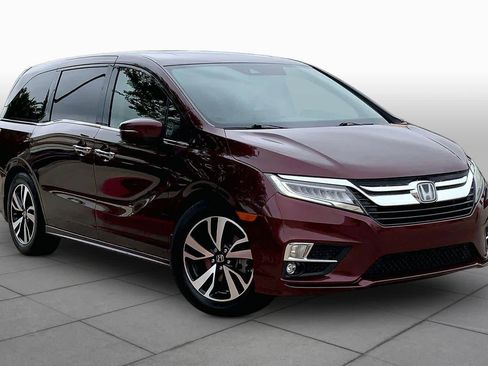Used 2019 Honda Odyssey Elite image 3