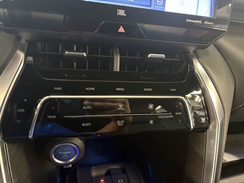 Used 2021 Toyota Venza Limited w/ Advanced Technology Package AWD/4WD image 34